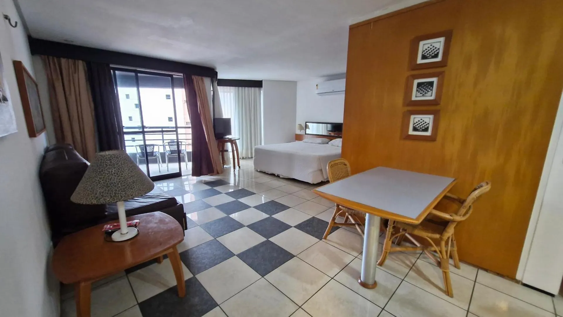 Hotel Iate Plaza - Flat 312 Particular