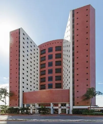 Hotel Iate Plaza - Flat 312 Particular
